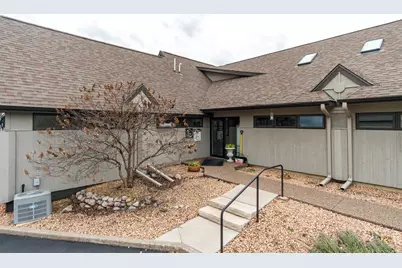 601  McHugh Rd #A2, Holmen, WI 54636 - Photo 4