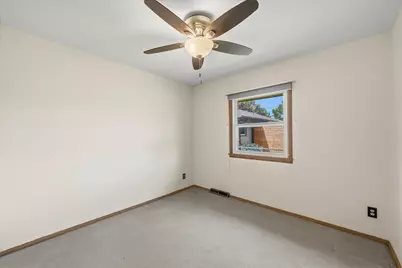 6112 S Indiana Ave, Cudahy, WI 53110 - Photo 24