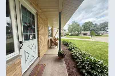 607  Poppy St, Oconomowoc, WI 53066 - Photo 16