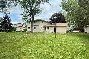 607 Poppy St, Oconomowoc, WI 53066 - Photo 16