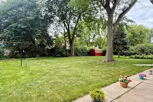 607 Poppy St, Oconomowoc, WI 53066 - Photo 18