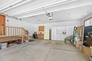 208 Endfield Cir, Waukesha, WI 53186 - Photo 32