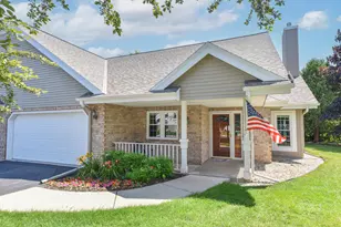 W65N296 Lincoln Ct., Cedarburg, WI 53012 - Photo 1