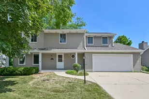 16280 W Heatherly Dr, New Berlin, WI 53151 - Photo 34