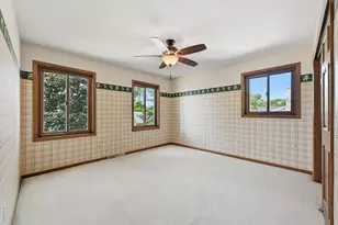 16280 W Heatherly Dr, New Berlin, WI 53151 - Photo 24