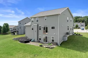 2501 Marie Cir, Waukesha, WI 53189 - Photo 54