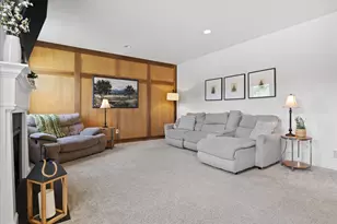 2501 Marie Cir, Waukesha, WI 53189 - Photo 12