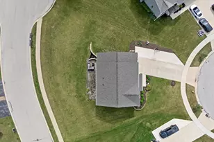 2501 Marie Cir, Waukesha, WI 53189 - Photo 50