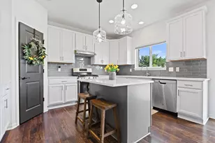 2501 Marie Cir, Waukesha, WI 53189 - Photo 6