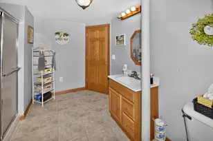 695 Summer Creek Rd, Oconomowoc, WI 53066 - Photo 50