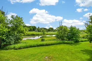 695 Summer Creek Rd, Oconomowoc, WI 53066 - Photo 4