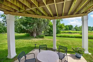695 Summer Creek Rd, Oconomowoc, WI 53066 - Photo 64