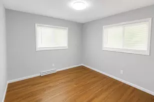 2422 W Hilltop Ln, Oak Creek, WI 53154 - Photo 10