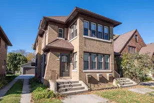 4217 N Newhall St, Shorewood, WI 53211 - Photo 2