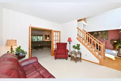6733 N 108th St, Milwaukee, WI 53224 - Photo 6