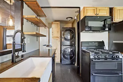 6622 W Bennett Ave, Milwaukee, WI 53219 - Photo 10