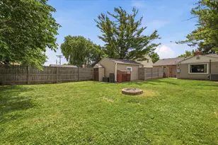 6622 W Bennett Ave, Milwaukee, WI 53219 - Photo 20