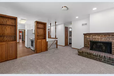 N101W15864  Santa Fe Dr, Germantown, WI 53022 - Photo 4