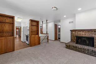 N101W15864 Santa Fe Dr, Germantown, WI 53022 - Photo 4