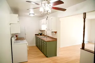 N115W17125 Armada Dr, Germantown, WI 53022 - Photo 6