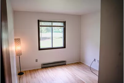 N115W17125  Armada Dr #6, Germantown, WI 53022 - Photo 8