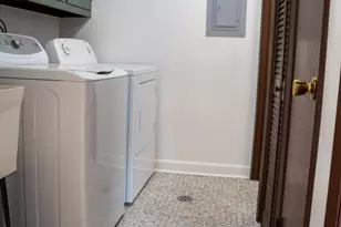 N115W17125 Armada Dr, Germantown, WI 53022 - Photo 14