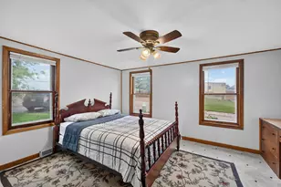 615 Roosevelt Dr, West Bend, WI 53090 - Photo 6