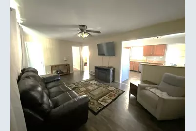 780 N Glenwood Dr, Silver Lake, WI 53170 - Photo 6