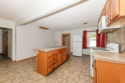 7191 S 37th Pl, Franklin, WI 53132 - Photo 14