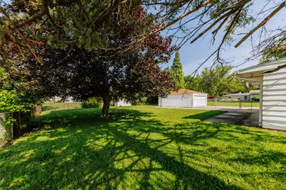 7191 S 37th Pl, Franklin, WI 53132 - Photo 32