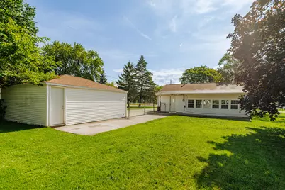 7191 S 37th Pl, Franklin, WI 53132 - Photo 36