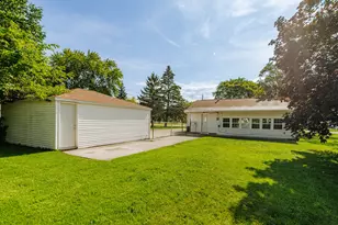 7191 S 37th Pl, Franklin, WI 53132 - Photo 36
