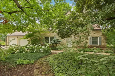 S24W23112  Lookout Dr, Waukesha, WI 53186 - Photo 2
