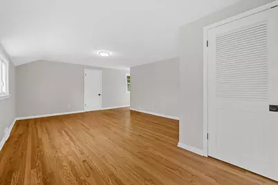 10525 N Fairway Ln, Mequon, WI 53092 - Photo 22