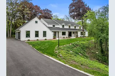 10525 N Fairway Ln, Mequon, WI 53092 - Photo 40