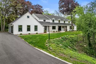 10525 N Fairway Ln, Mequon, WI 53092 - Photo 40