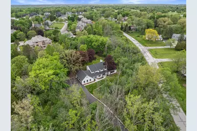 10525 N Fairway Ln, Mequon, WI 53092 - Photo 38
