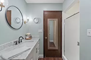 5228 Woodbridge Ln, Greenfield, WI 53221 - Photo 24