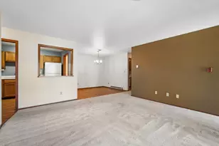 7100 Mariner Dr, Racine, WI 53406 - Photo 6