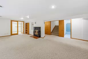 S1W31450 Hickory Hollow Ct, Delafield, WI 53018 - Photo 44