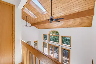 S1W31450 Hickory Hollow Ct, Delafield, WI 53018 - Photo 34