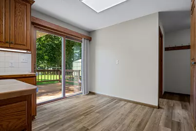 2925  Youngdale Ave, Campbell, WI 54603 - Photo 8