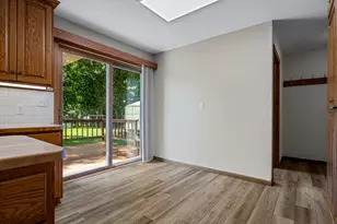 2925 Youngdale Ave, Campbell, WI 54603 - Photo 8