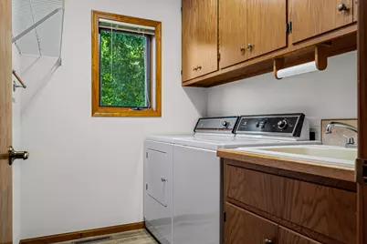 2925  Youngdale Ave, Campbell, WI 54603 - Photo 18