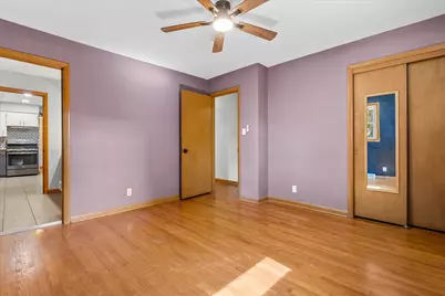 10849 W Derby Ave, Wauwatosa, WI 53225 - Photo 14
