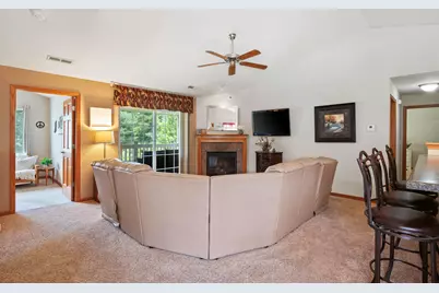 21890 N Weather Edge Cir #H, Lannon, WI 53046 - Photo 8