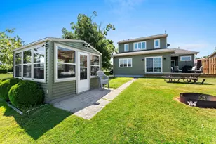 3068 Cottage Ln, Two Rivers, WI 54241 - Photo 48