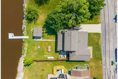 3068  Cottage Ln, Two Rivers, WI 54241 - Photo 56