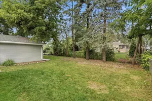 5847 N 113th St, Milwaukee, WI 53225 - Photo 36