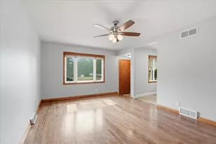 5847 N 113th St, Milwaukee, WI 53225 - Photo 4